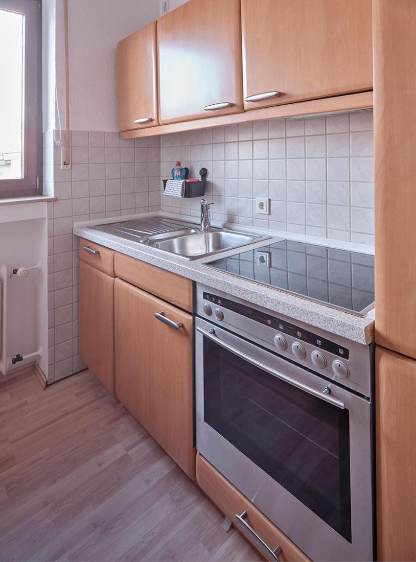 Katarinas House Mit 2 Fewo Stilvoll, Gemuetlich & Zentral Boxspringbett, Parkplatz, Balkon Oder Garten 뫼르스 외부 사진