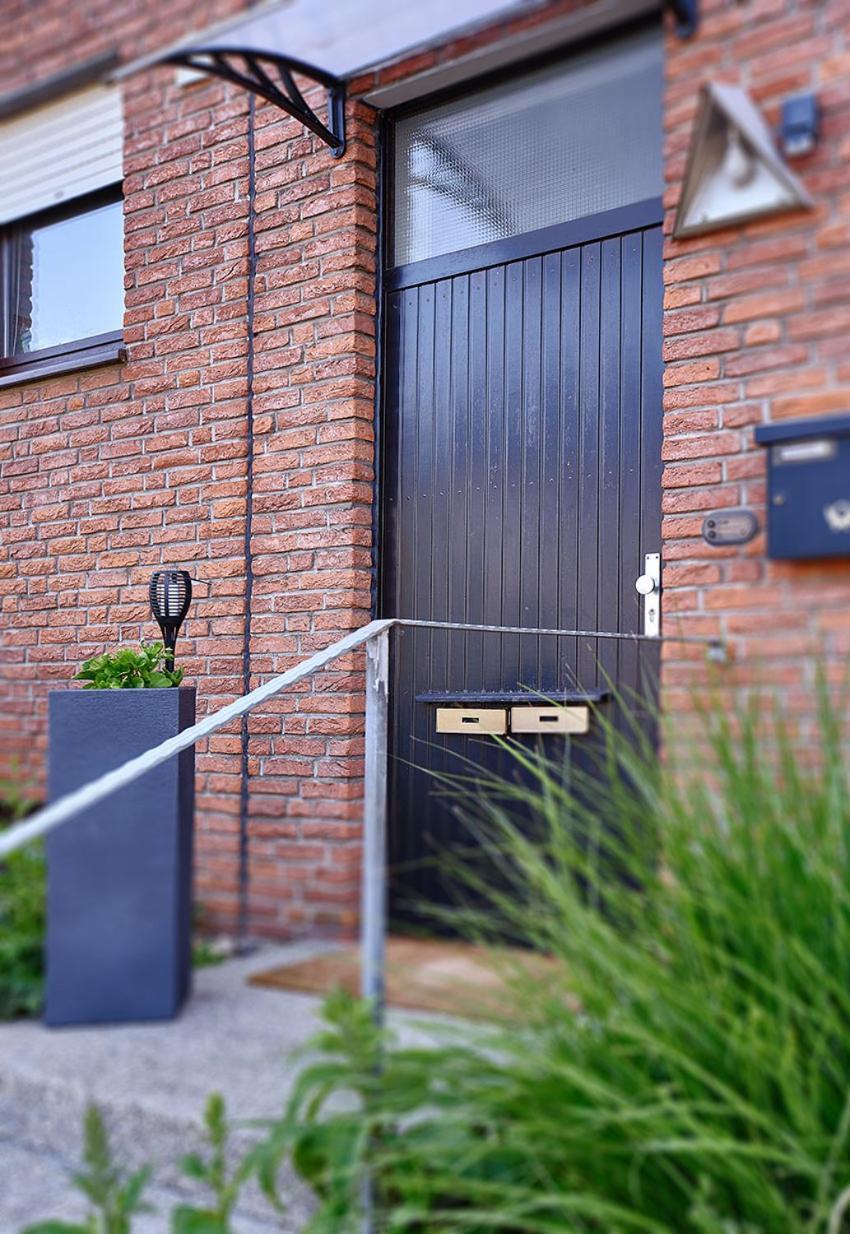 Katarinas House Mit 2 Fewo Stilvoll, Gemuetlich & Zentral Boxspringbett, Parkplatz, Balkon Oder Garten 뫼르스 외부 사진